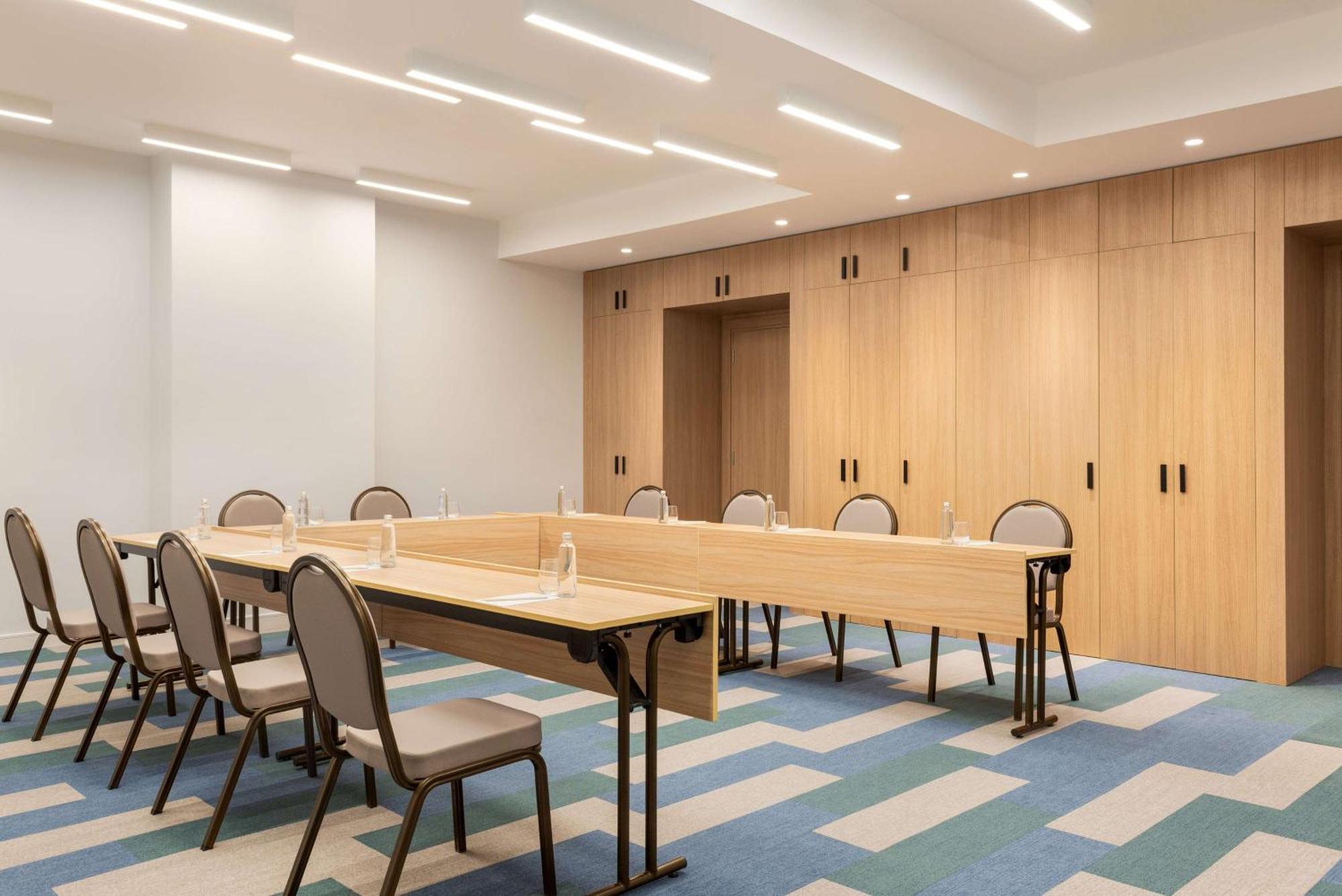 Radisson & Olaya Appart hôtel 4*